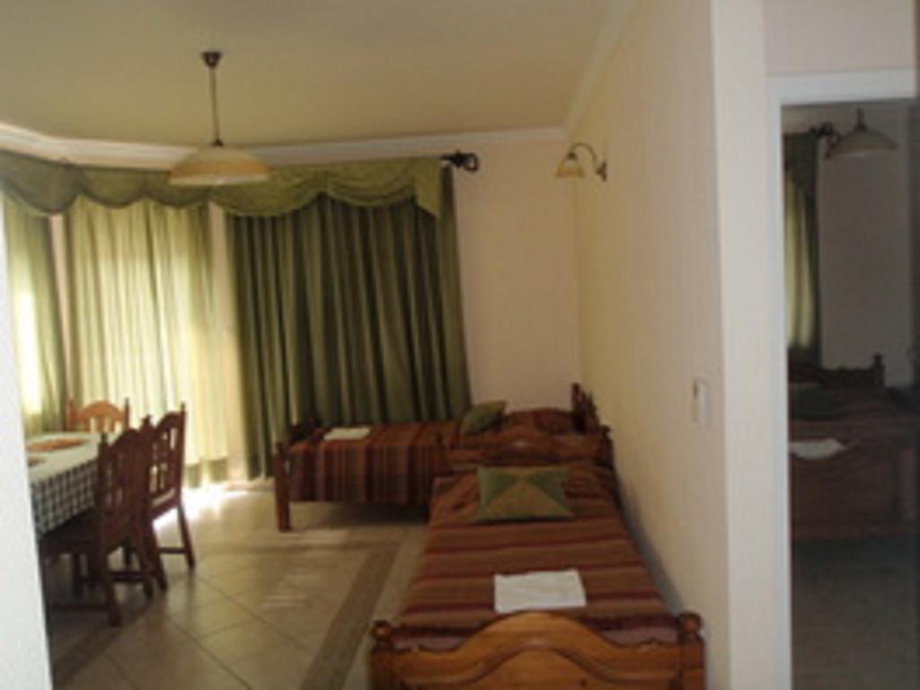 Margareta Apartmanhaz Apartment Hajduszoboszlo Ruang foto